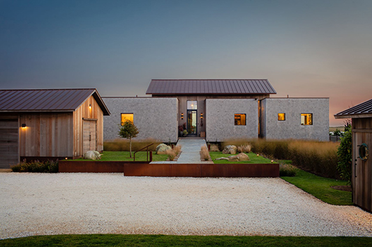 Hutker Architects | www.hutkerarchitects.com | The Cove House | Martha's Vineyard, MA | Credit:  Hutker Architects